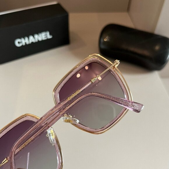 Glamorous Chanel Gradient Pink Eyewear - Picture 9 of 9